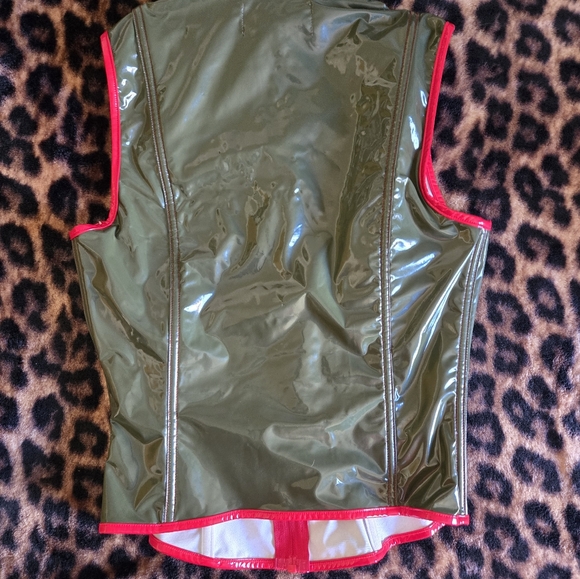 Post Apocalyptic Army Nurse x Dollskill - Picture 4 of 7